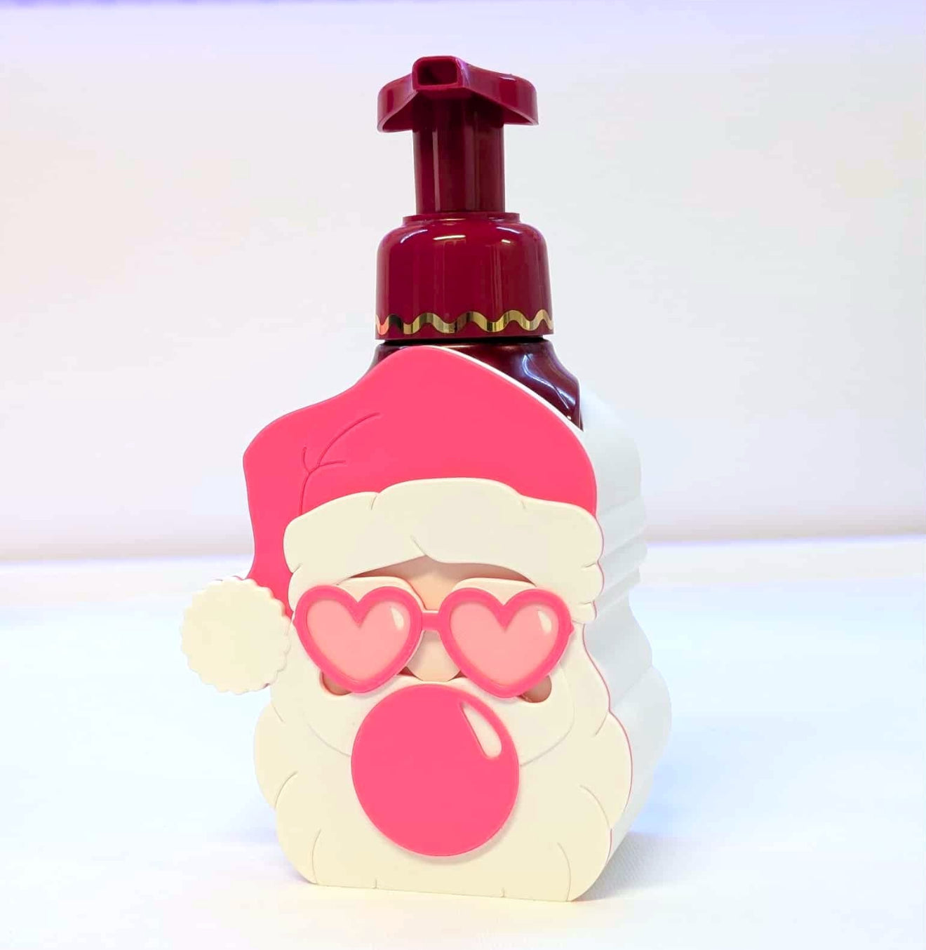 Foaming soap dispensers